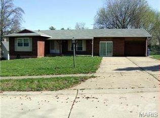 12777 San Clemente Dr, Bridgeton, MO 63044