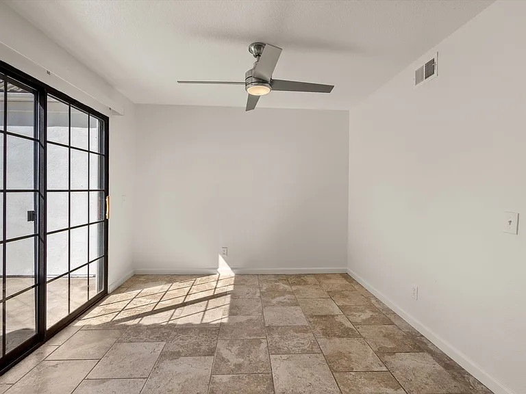 750 Rialto St — Photo 10
