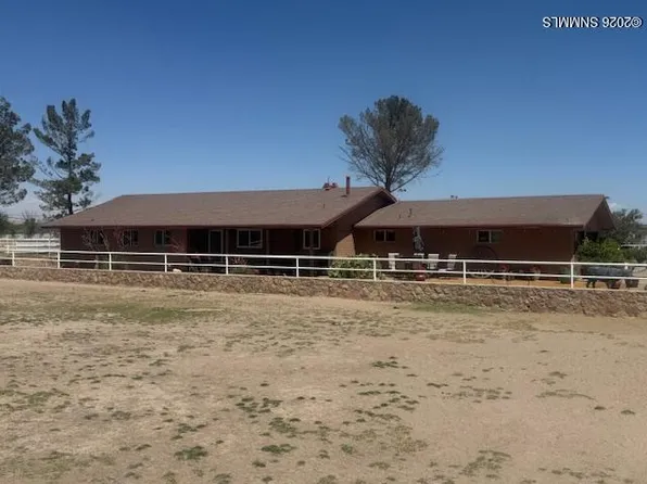 608 Casad Rd, Anthony, NM 88021