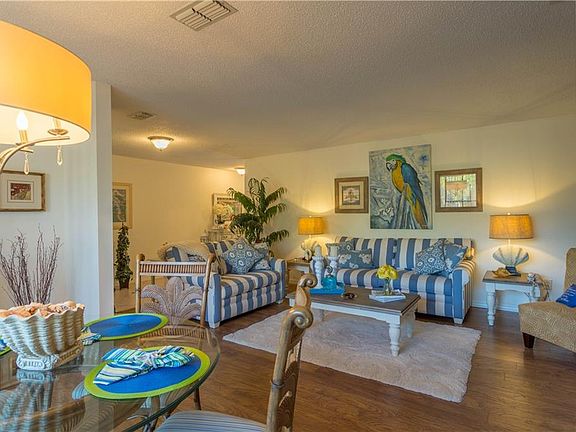 4th image of 5990 Terrace Park Dr N Unit 209