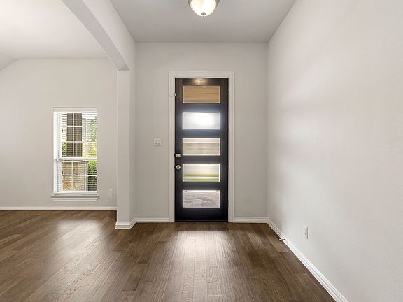 4th image of 3124 Chinese Fir Dr