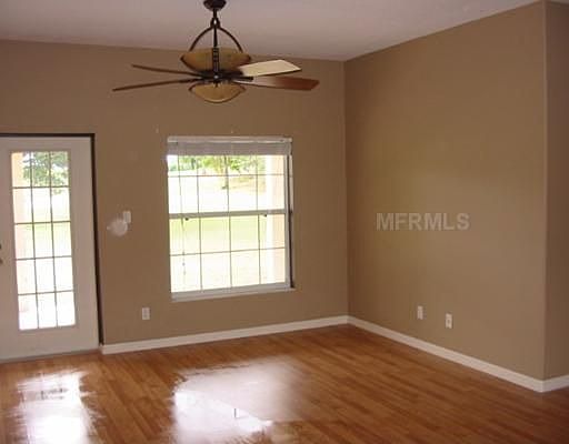 2nd image of 1061 Vicksburg St