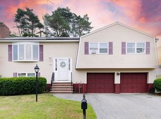 139 Anderson Dr, Methuen, MA 01844