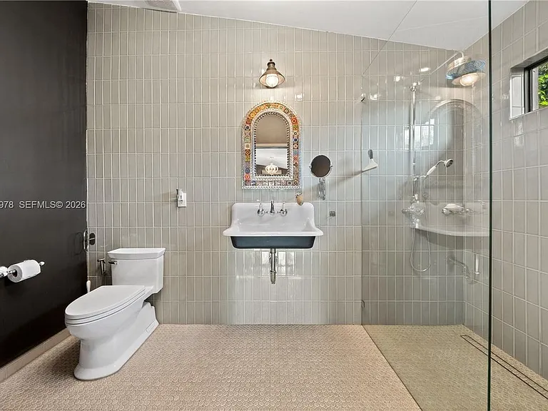 4315 SW 97th Ct — Photo 5