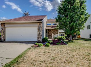 5537 Brittany Dr SE, Kentwood, MI 49548