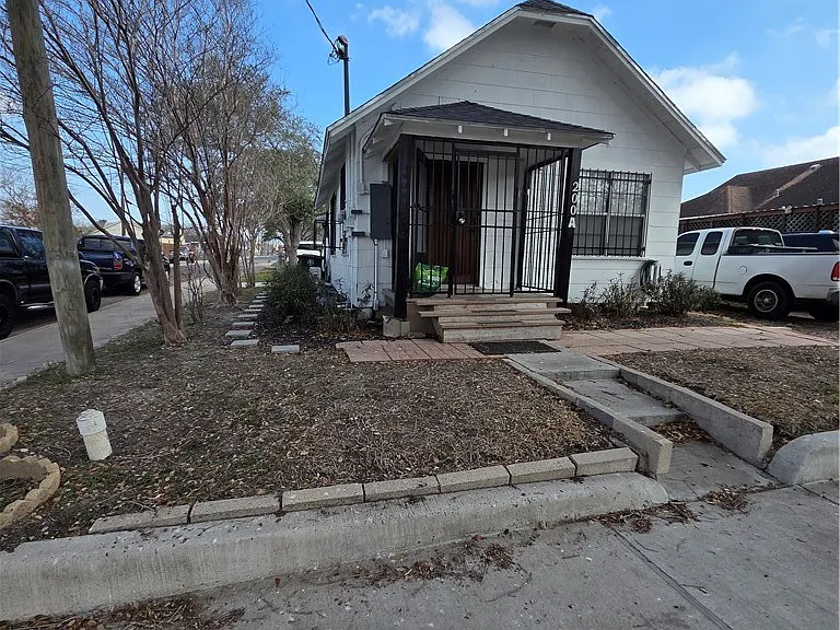 200 Clemmer St #A — Photo 1