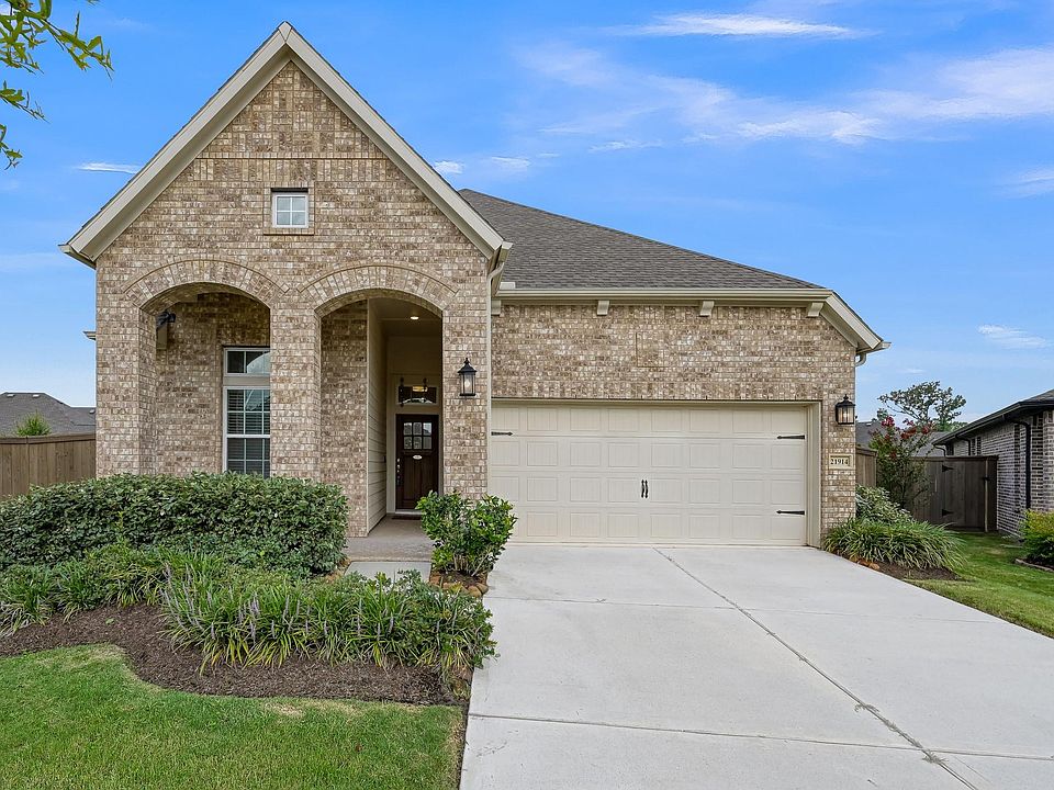 1st image of 21914 Lake Whitney Ct