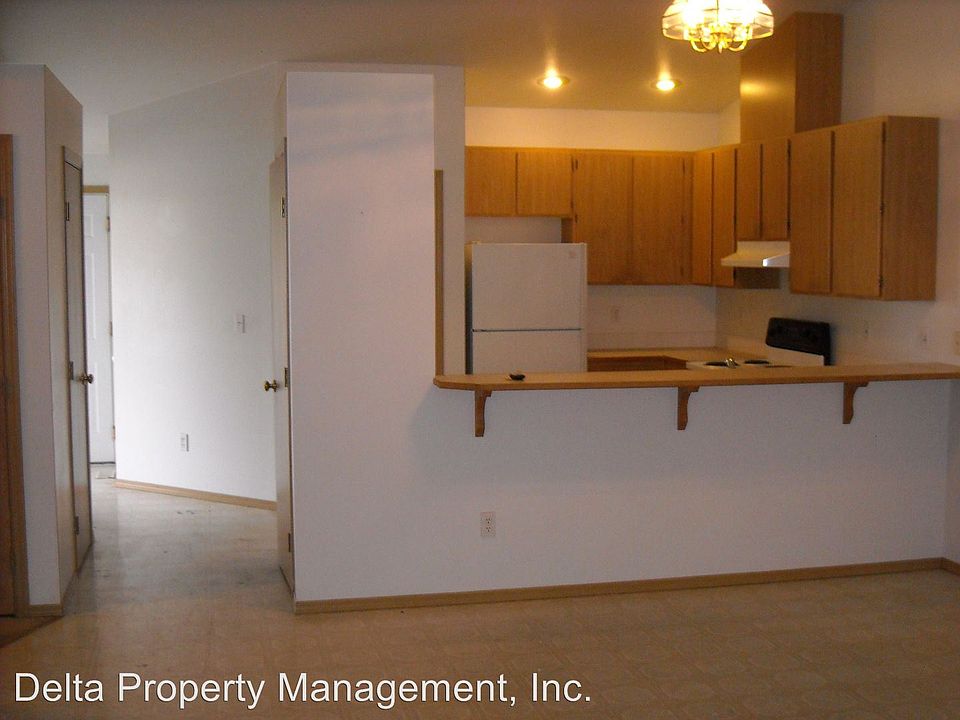 2nd image of 6808 64th Pl NE Unit B