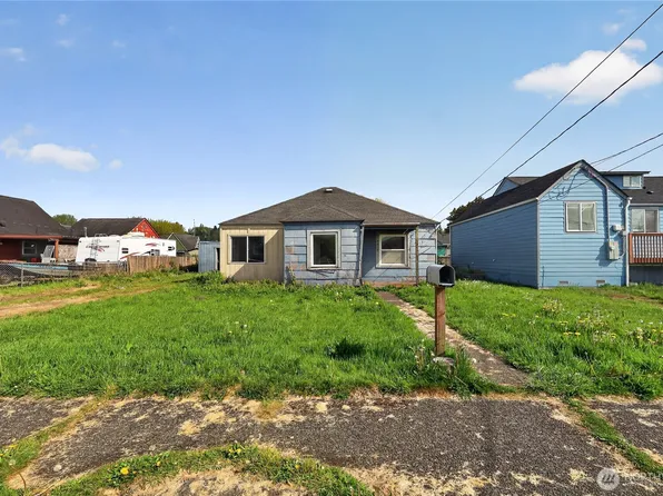 2008 Pacific Avenue, Aberdeen, WA 98520