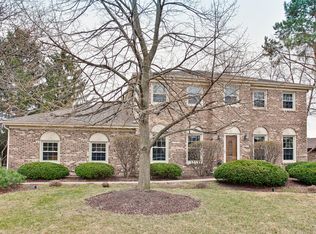 833 S Carriageway Ln, Palatine, IL