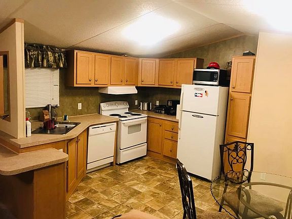 4th image of 101 Loma Verde Cir