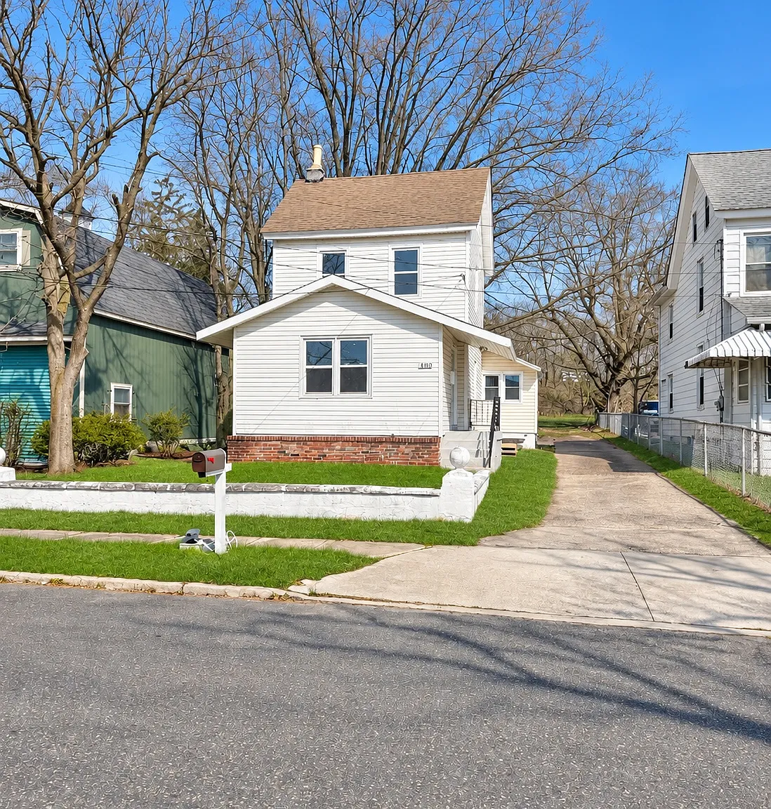 3 bed, $2,800 — Photo 1