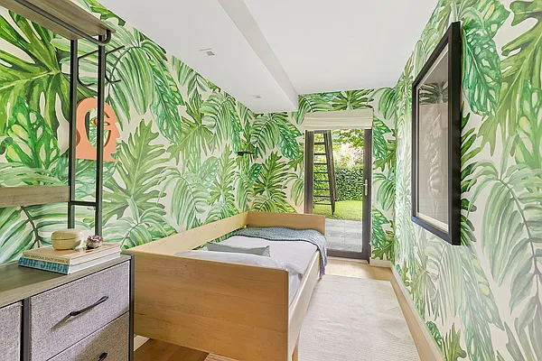 Sold by Compass | media 12