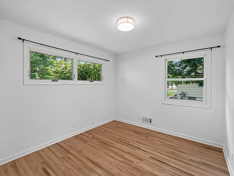 2036 Coral Ln — Photo 19