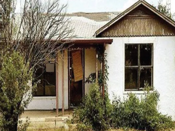 1425 S Avenue C, Portales, NM 88130