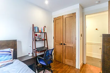 Rented by Bond New York