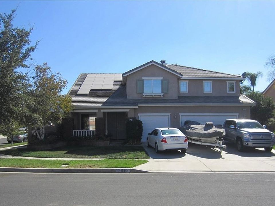 Curb view - front