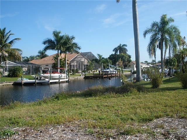 2nd image of 125 SW 50th St