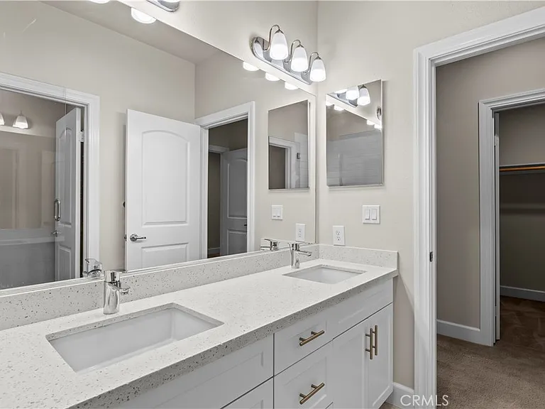 9834 Jersey Ave #11 — Photo 23