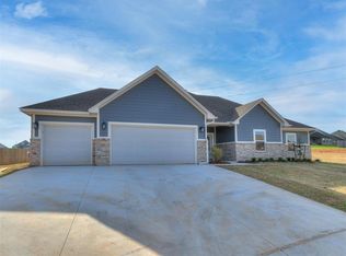 14600 Toulon Ln, Yukon, OK 73099