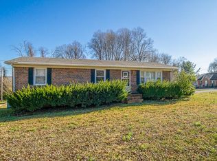574 Grandview Dr, Cookeville, TN 38506