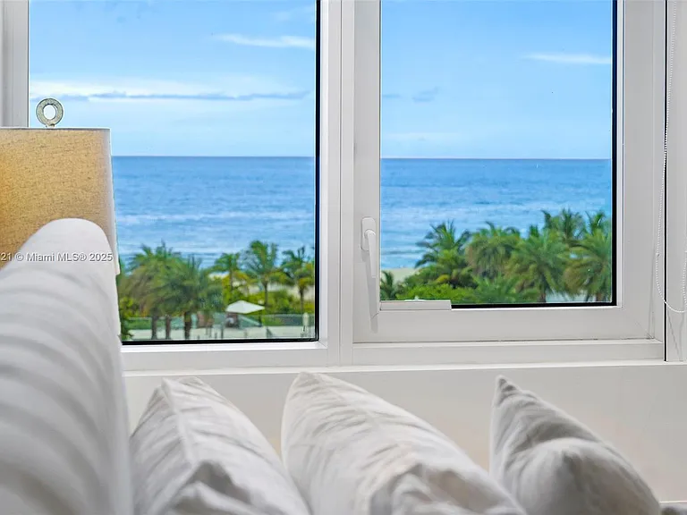 2301 Collins Ave #641 — Photo 18