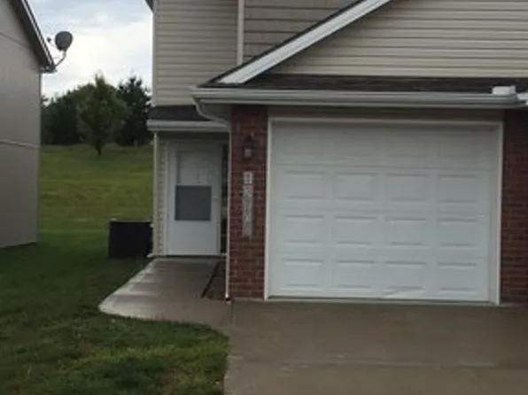 13725 Post Oak Ln, Platte City, MO 64079