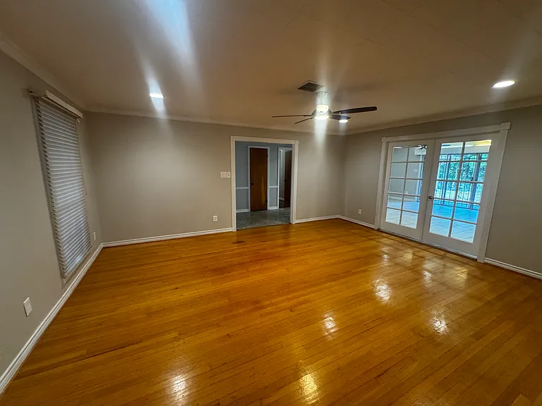 8219 Colgate St — Photo 20