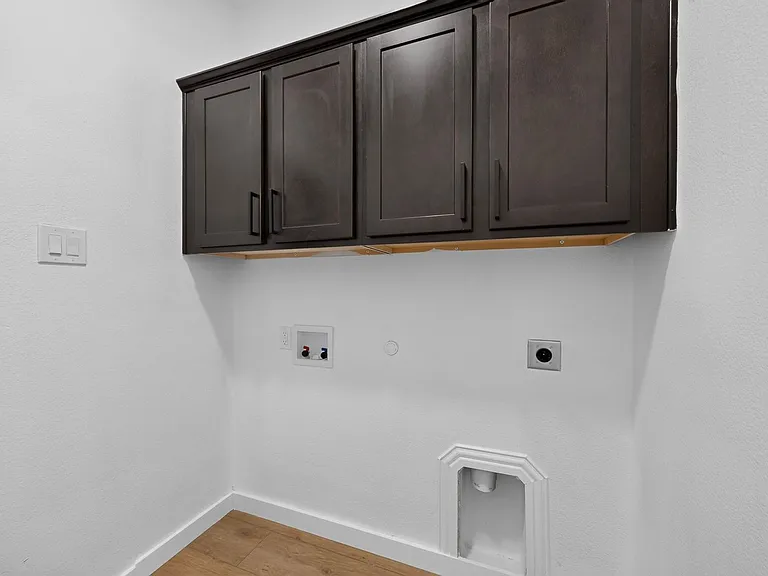 3312 Glen Crest Ln — Photo 41