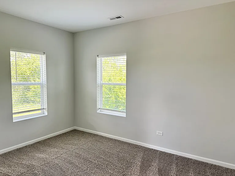853 E Main St #2F — Photo 10
