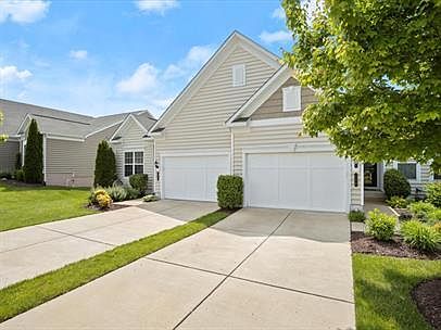 2nd image of 140 Castle Hill Dr