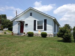 301 Sand Ln, Henderson, KY 42420