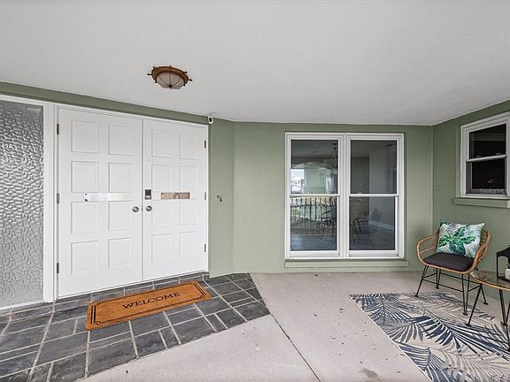 4th image of 441 Palm Is NE