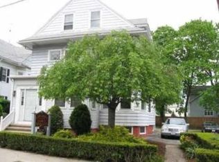 617 Smith St, Providence, RI 02908