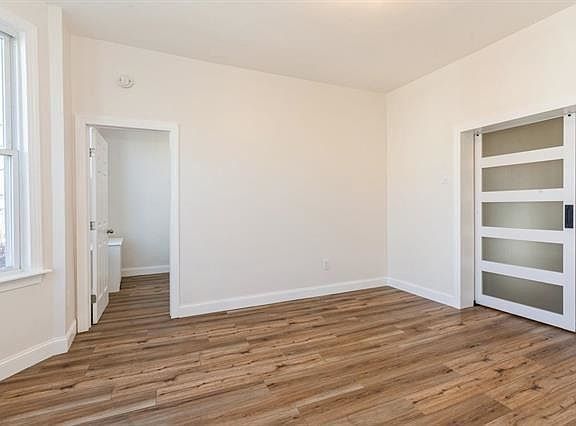3rd image of 1902 Palisade Ave Floor 2