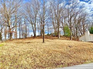 18 Sandstone Park, Princeton, WV 24740