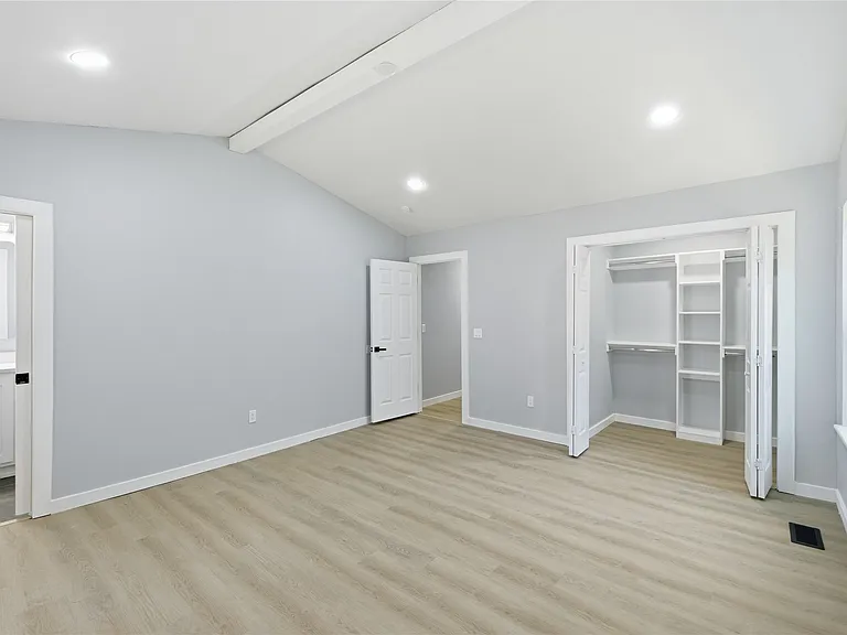 1906 N Eucalyptus Ct — Photo 18