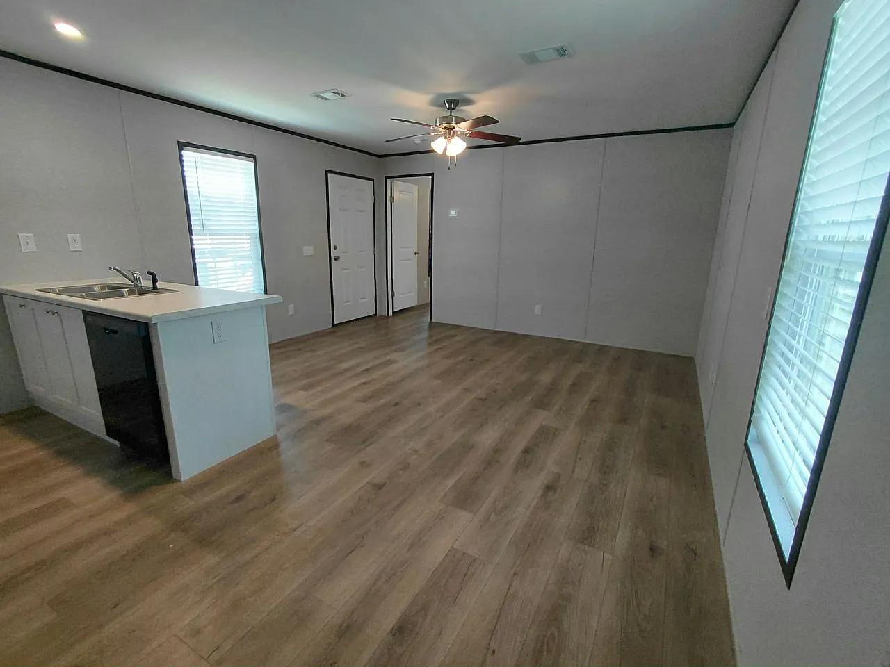 3 bed, 2.0 bath, $1,450 — Photo 4