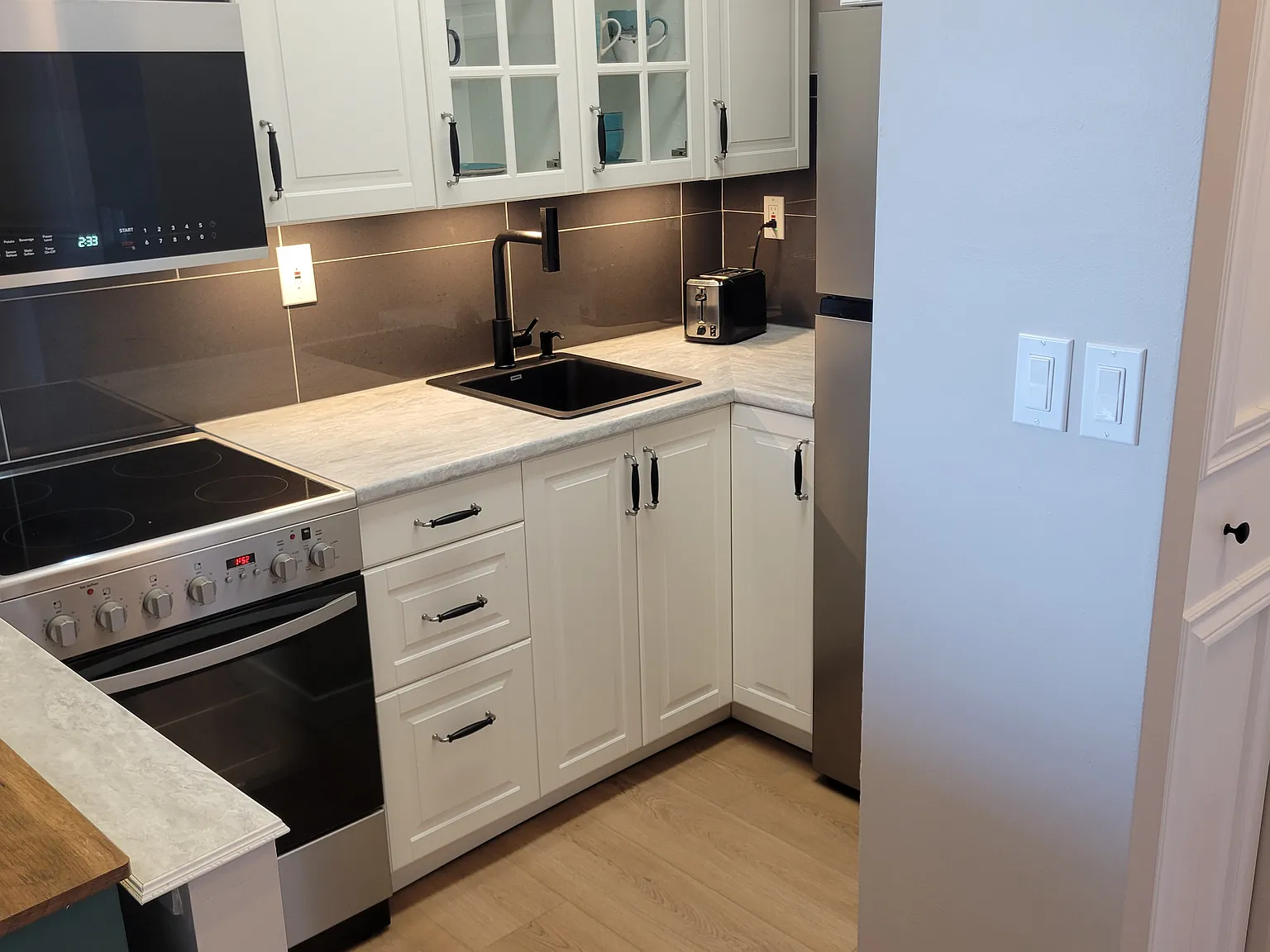 1 bed, 450 sqft, $2,300 — Photo 4