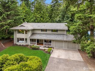 7151 NE Bay Hill Rd, Bainbridge Island, WA 98110