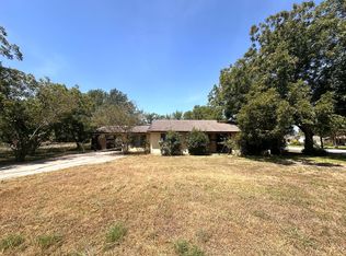 400 Sun Bonnet Dr, Buda, TX 78610