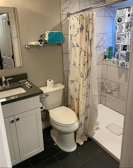 Studio, 375 sqft, $995 — Photo 3