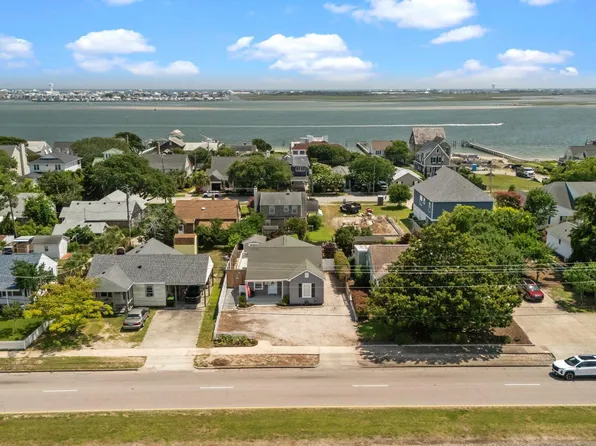 3111 Arendell Street, Morehead City, NC 28557