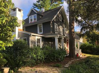 48 Prospect Rd, Centerport, NY 11721