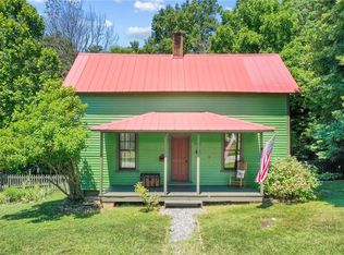 2456 Glencoe St, Burlington, NC 27217