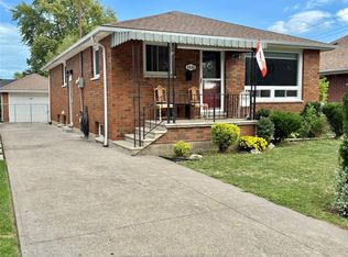 1888 Glendale Ave, Windsor, ON N8T2N4