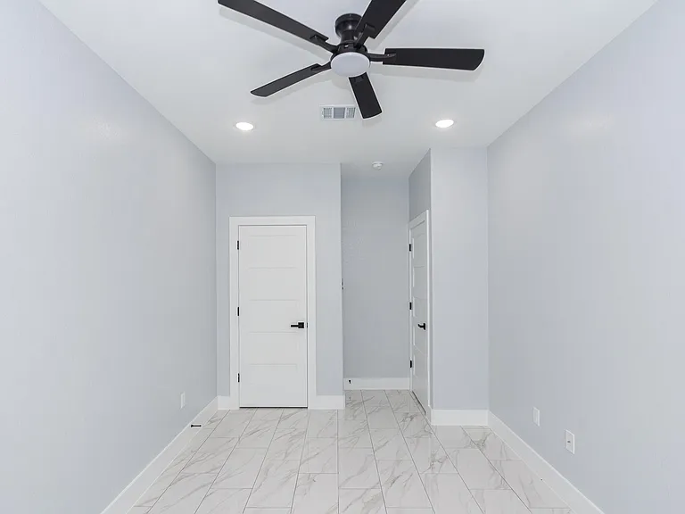 6513 Avenue B #A — Photo 20