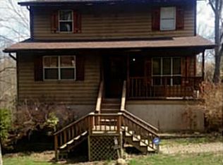 10974 Coal River Rd, Saint Albans, WV 25177