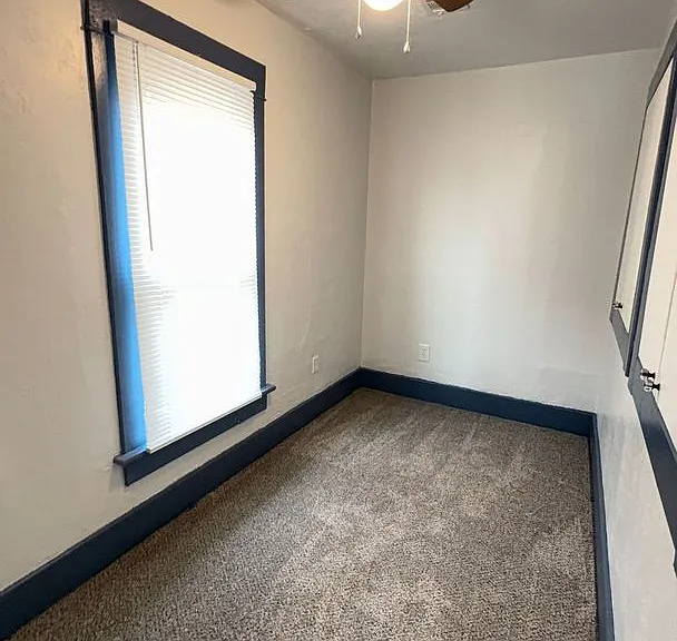 802 W Oak Ave — Photo 17