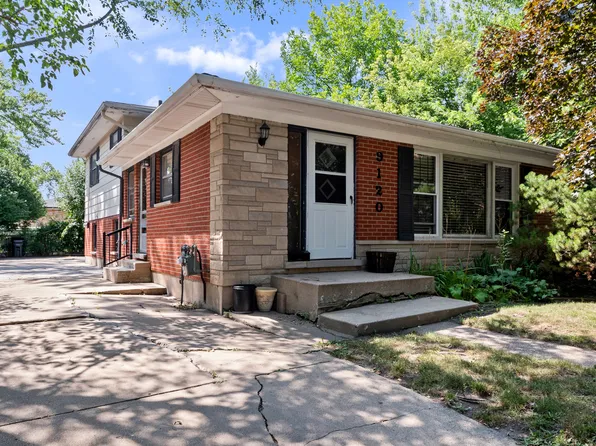 9120 E Prairie Rd, Evanston, IL 60203